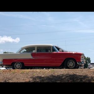 Meet your Posher, Laurie